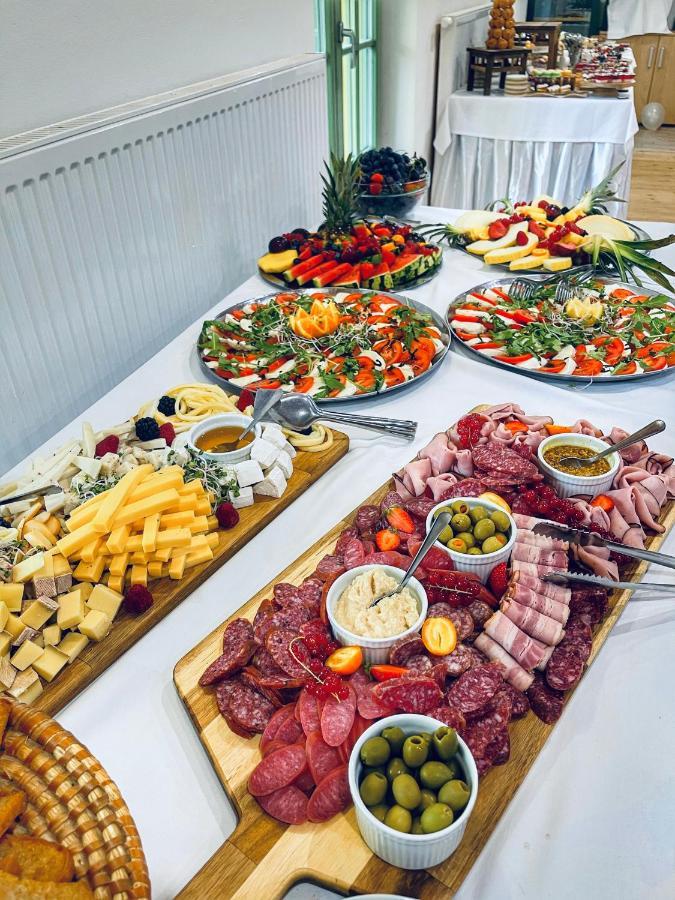 Farma Ovci Terasy Villa Němčičky Eksteriør billede